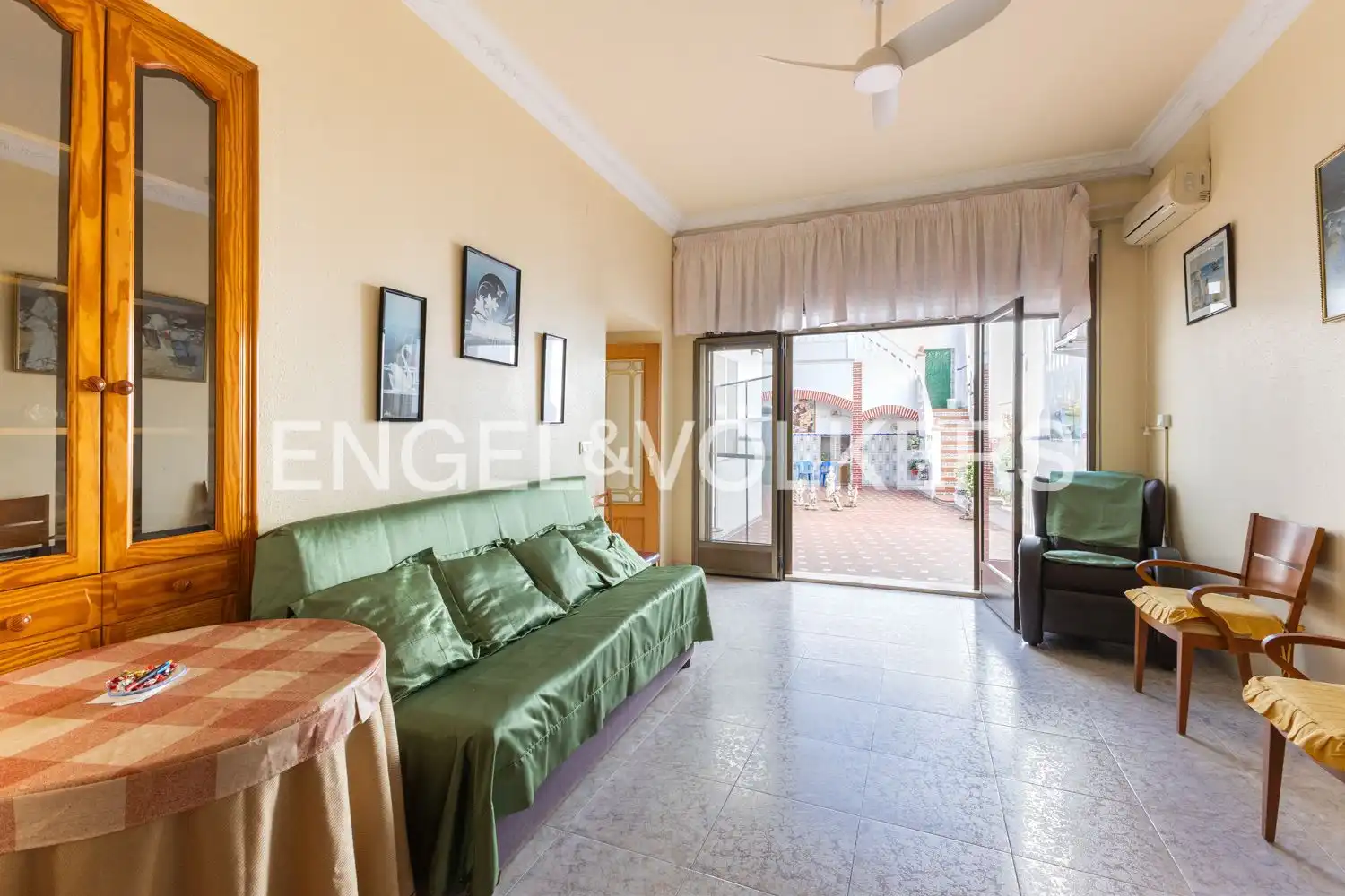 Living room of Houses for sale in Villanueva de Castellón  with Heating and Private garden