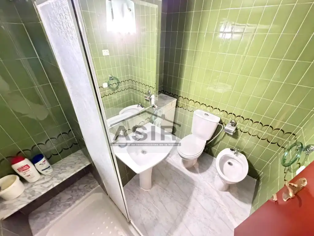 Bany de Pis en venda en Alzira amb Balcó