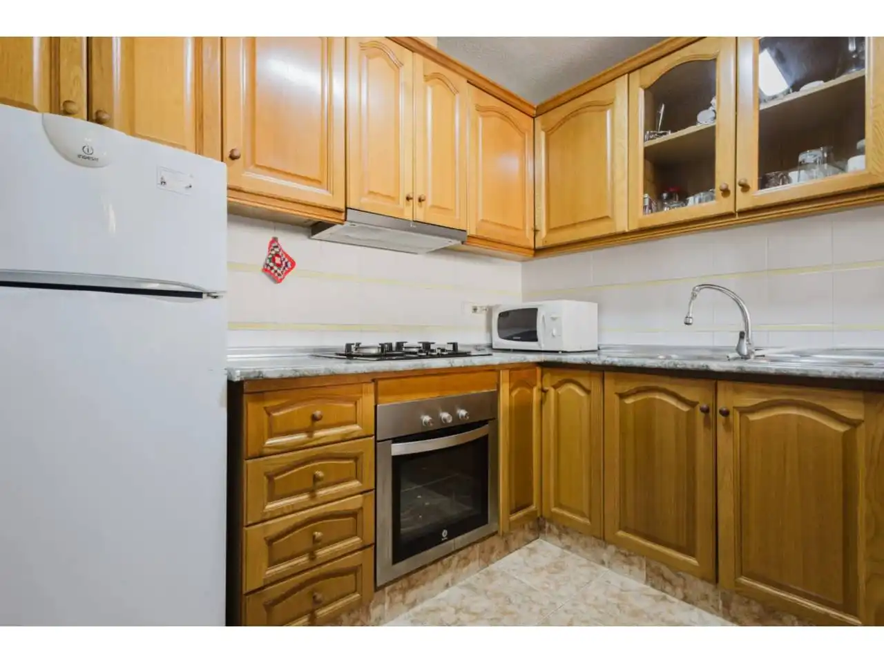 Cocina de Apartamento en venta en Torrevieja con Aire acondicionado, Calefacción y Terraza