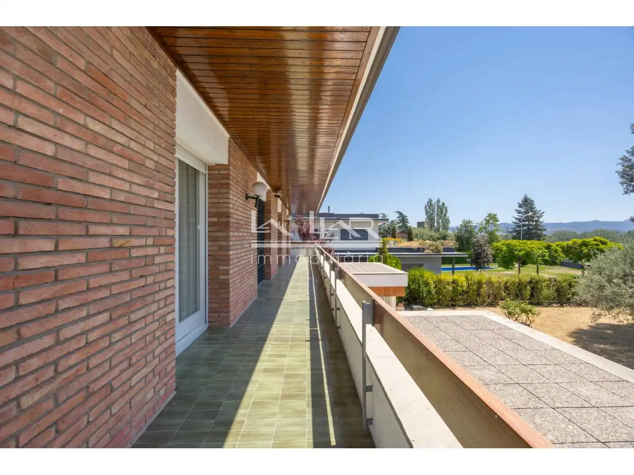 Vista exterior de Casa o xalet en venda en Manlleu amb Aire condicionat, Calefacció i Jardí privat