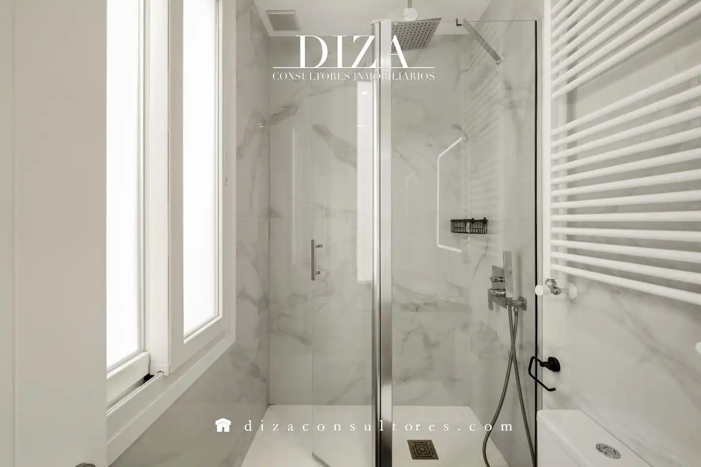 Badezimmer von Dachboden zur Miete in Retiro