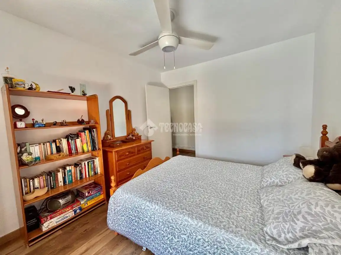 Bedroom of Flat for sale in Benalmádena  with Air Conditioner, Heating and Parquet flooring