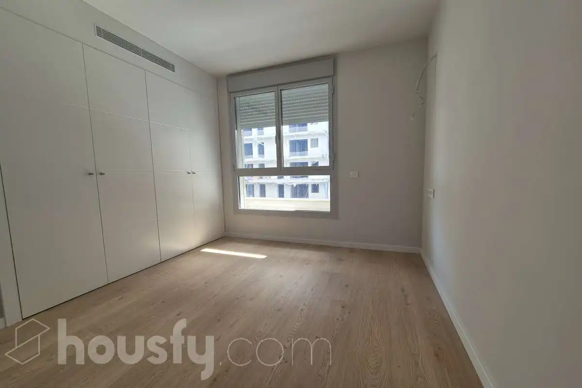 Habitación de Piso de alquiler en Viladecans con Aire acondicionado, Parquet y Trastero