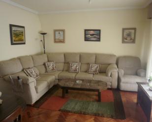 Sala d'estar de Àtic en venda en Zamora Capital  amb Calefacció, Terrassa i Traster