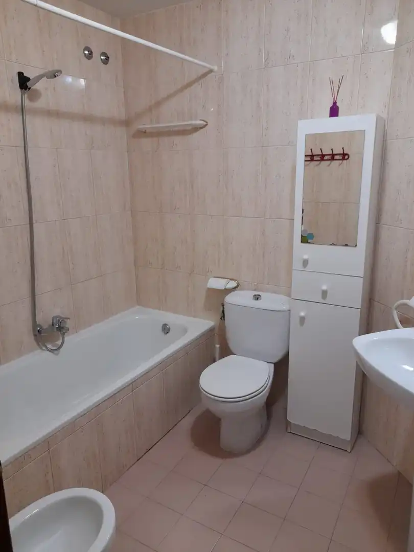 Bany de Estudi en venda en Ciudad Real amb Aire condicionat, Calefacció i Piscina comunitària
