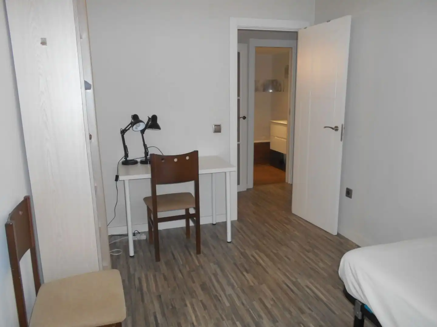 Bedroom of Flat for rent in Valencia  with Air Conditioner, Heating and Terrace