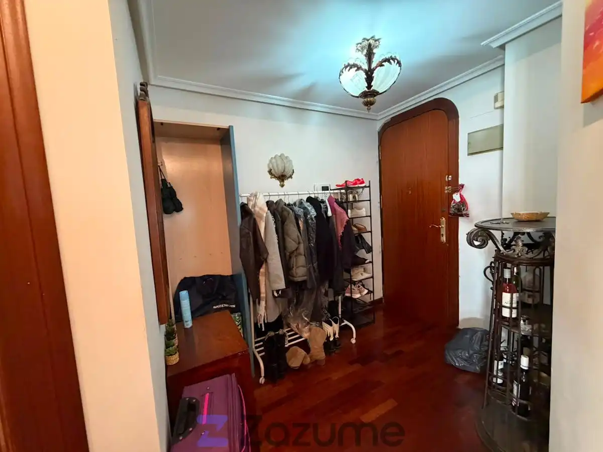 Piso de alquiler en Valencia con Parquet, Amueblado y Horno