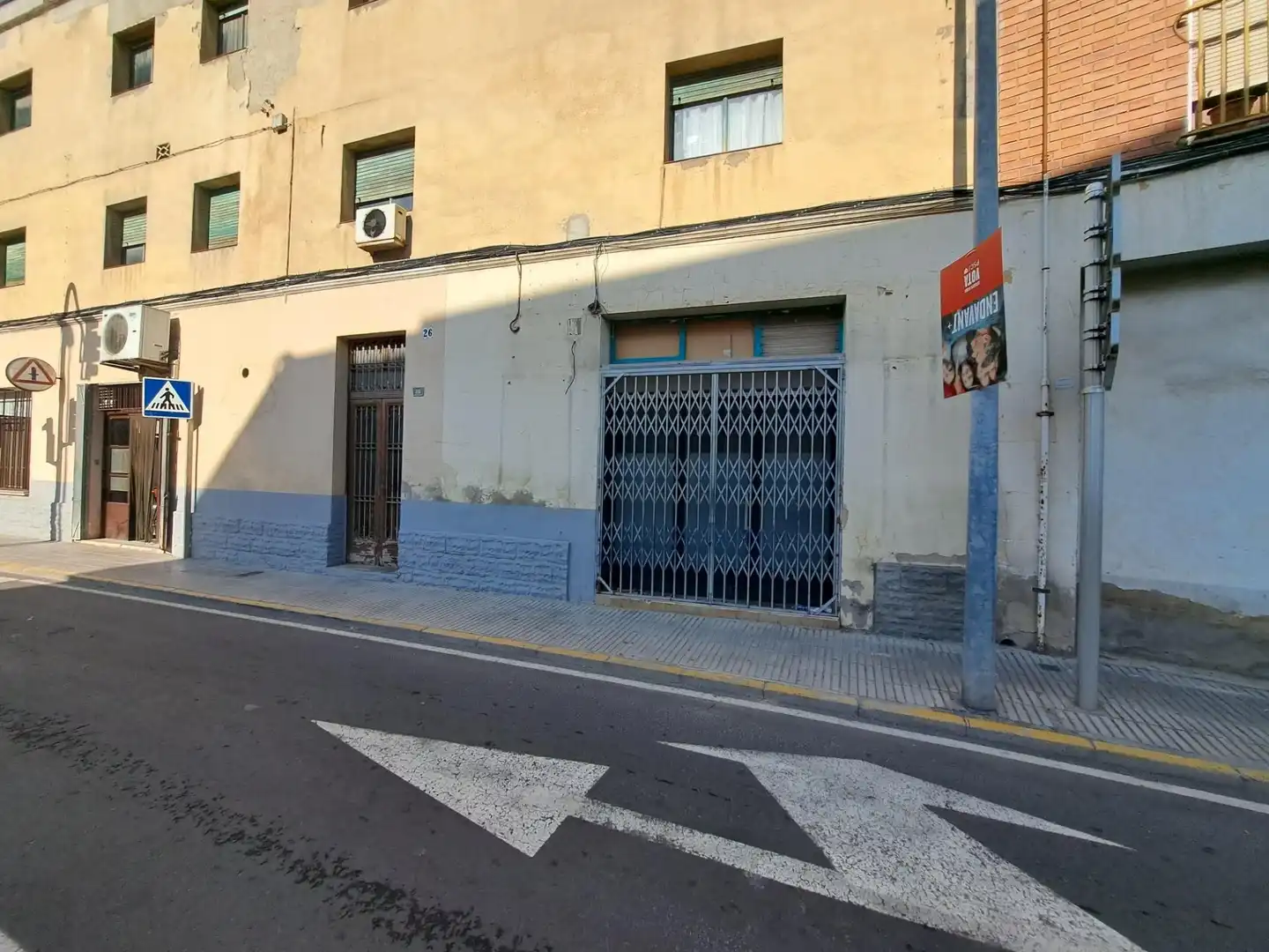 Locale commerciale in affitto a Carrer de Domènec Cardenal