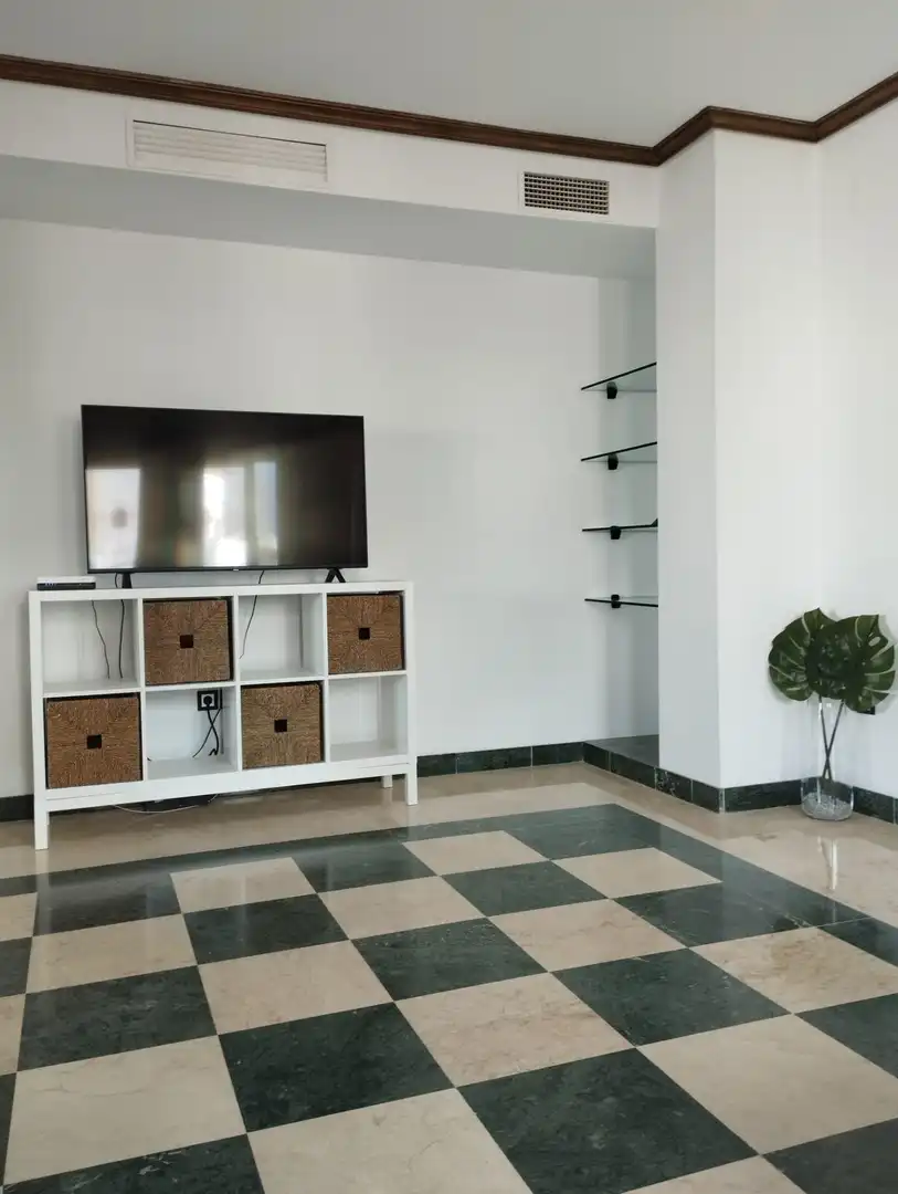 Wohnzimmer von Dachboden zur Miete in Marbella