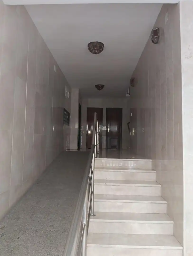 Piso de alquiler en Granada con Terraza y Amueblado