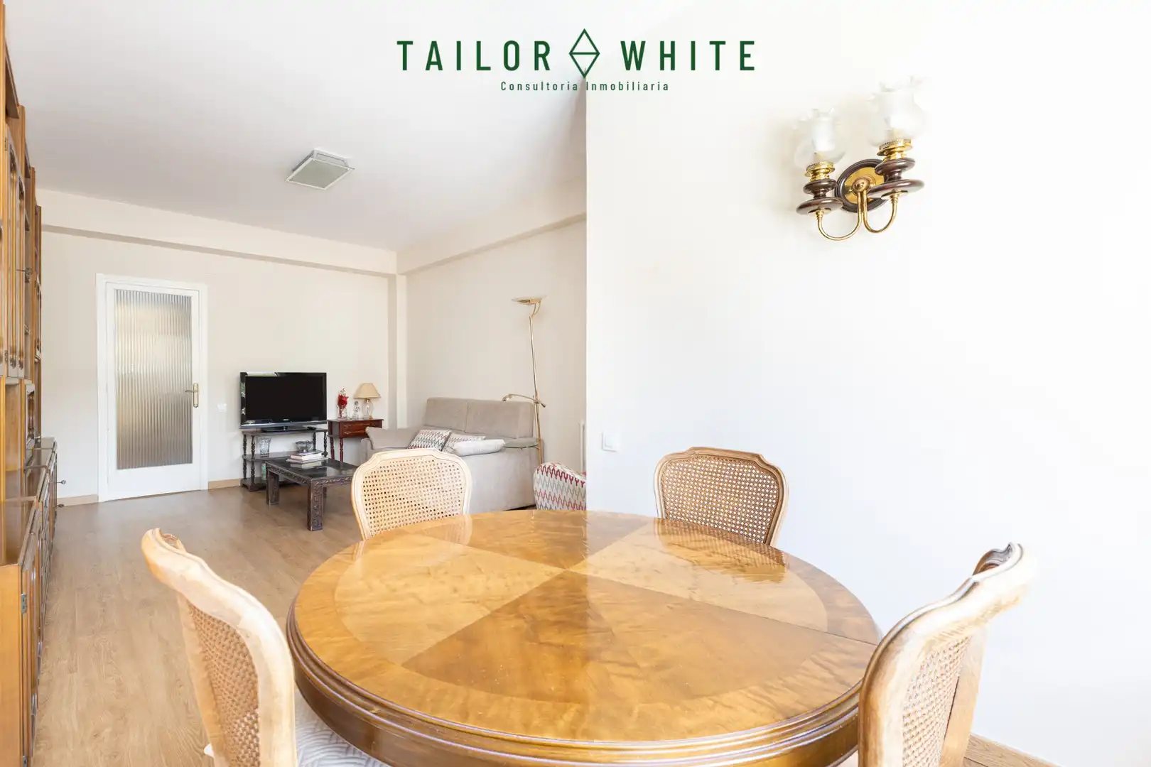 Sala de estar de Piso en venta en Barcelona con Calefacción y Terraza