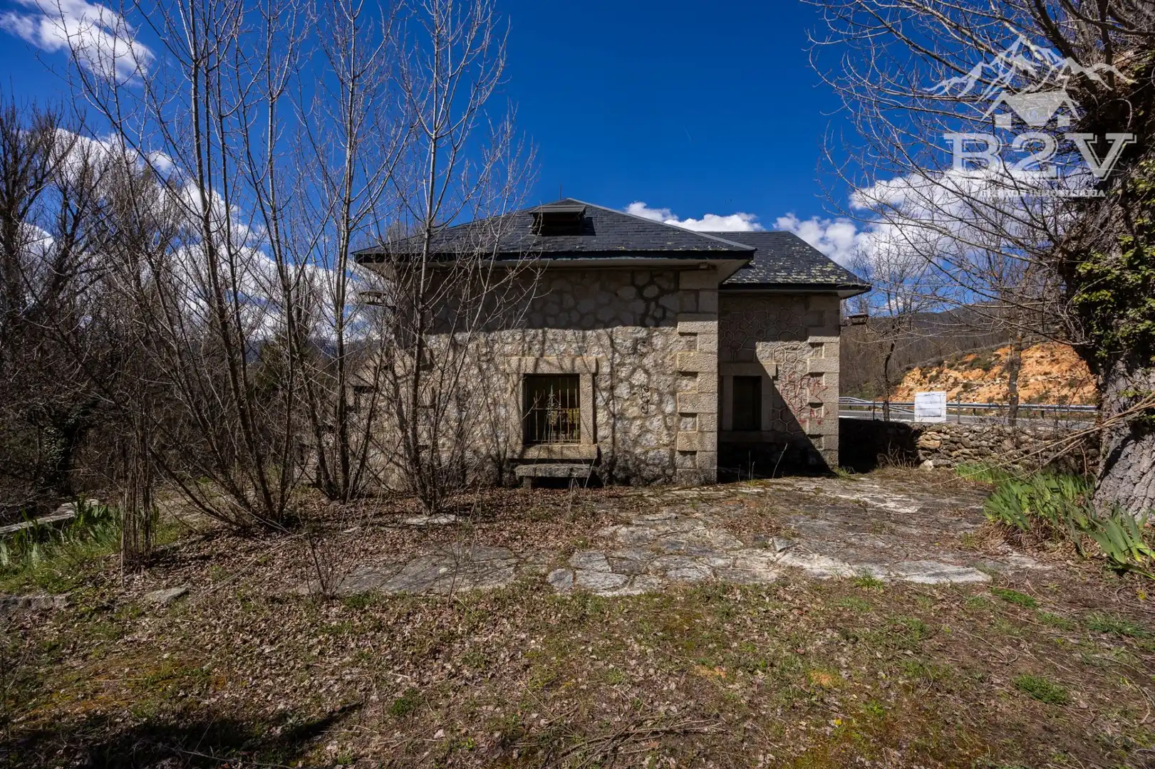 Vista exterior de Casa o chalet en venta en Alameda del Valle con Calefacción, Jardín privado y Terraza
