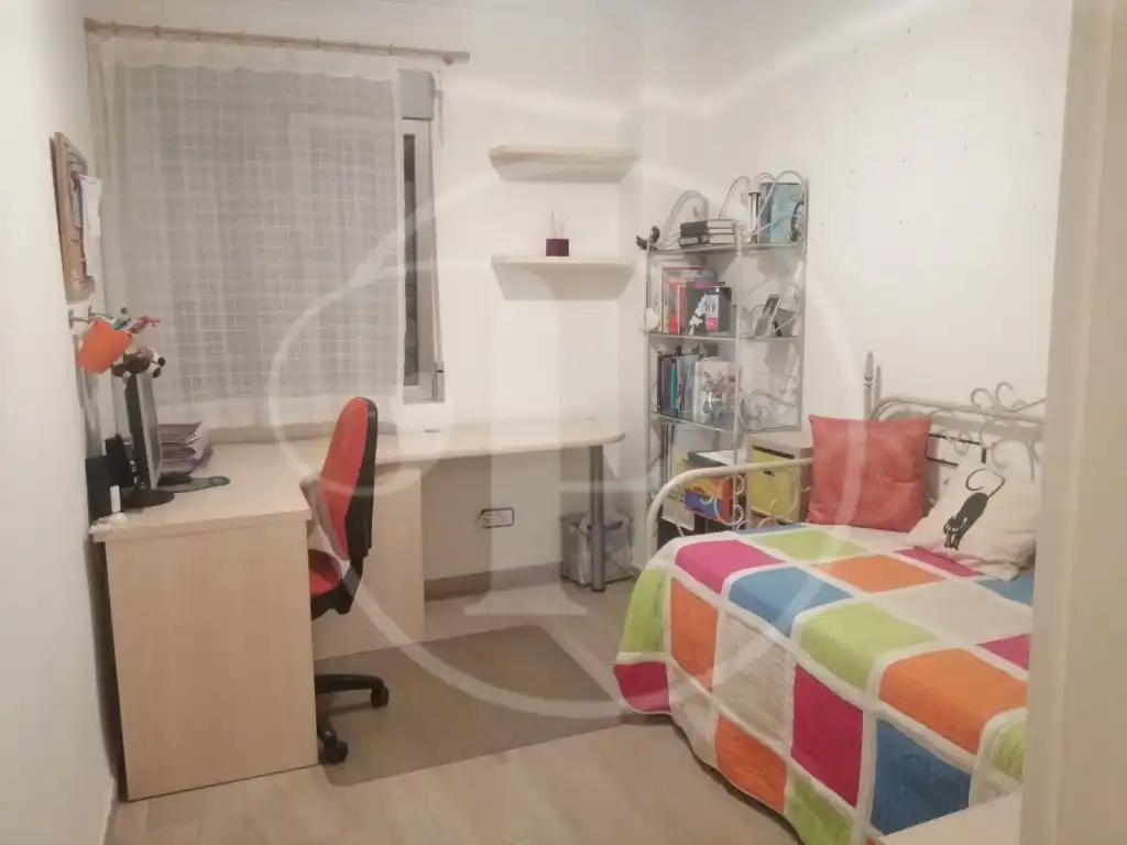 Habitación de Apartamento en venta en Mislata con Aire acondicionado y Balcón