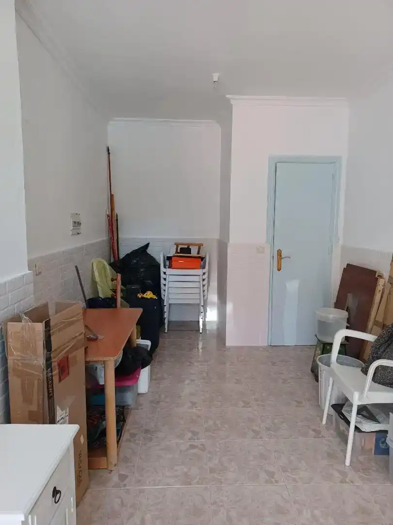 Local de lloguer a Calle Rafael Cansinos Assens, 3, Cruz Roja