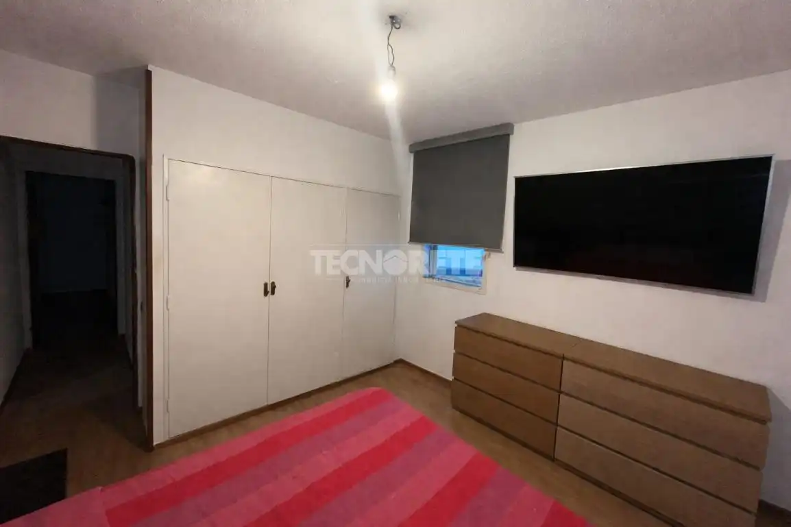 Habitación de Piso en venta en Madrid con Calefacción y Balcón