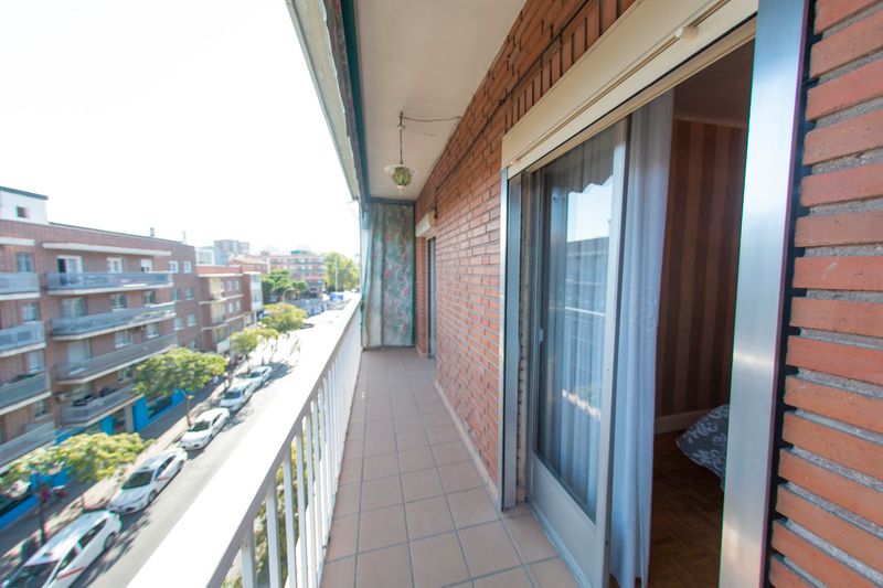 Dormitori de Pis en venda en  Madrid Capital amb Aire condicionat, Calefacció i Terrassa