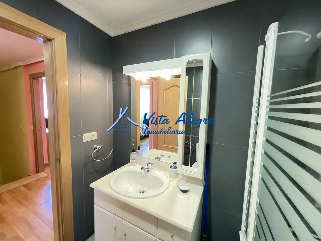 Bathroom of Detached homes for sale in Haro  with Heating, Parquet flooring and Terrace