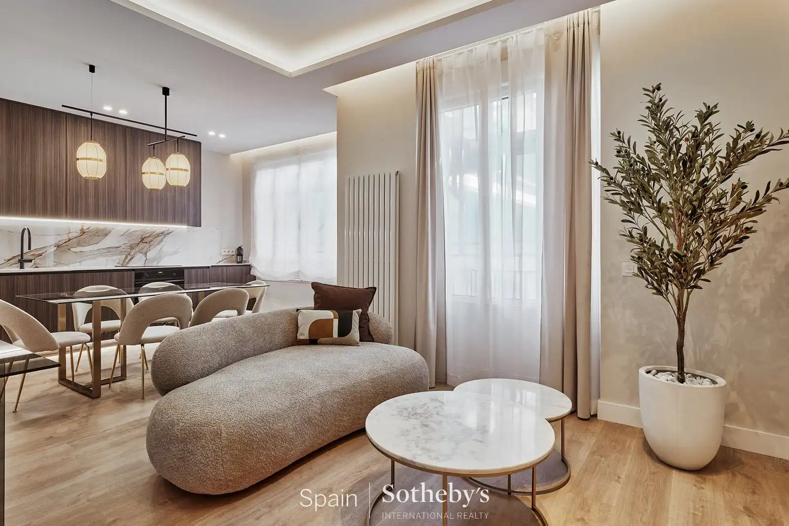 Appartement compact avec ascenseur à vendre à Calle de Alcántara