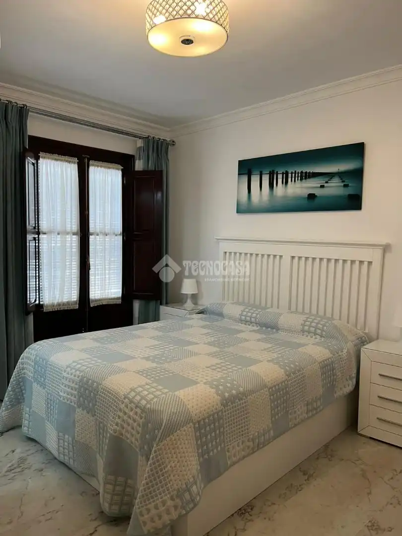 Habitación de Piso en venta en Carmona, Sevilla