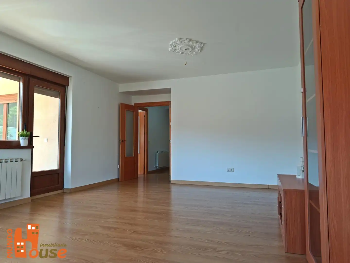 Living room of Flat for rent in Real Sitio de San Ildefonso  with Heating