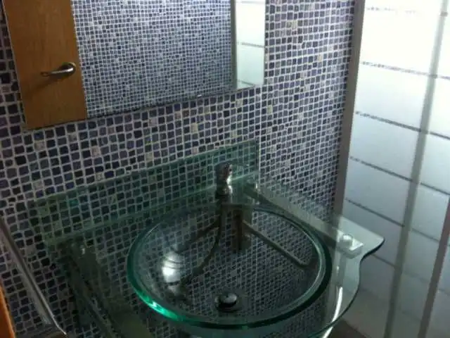 Baño de Piso de alquiler en Madrid con Calefacción, Parquet y Terraza
