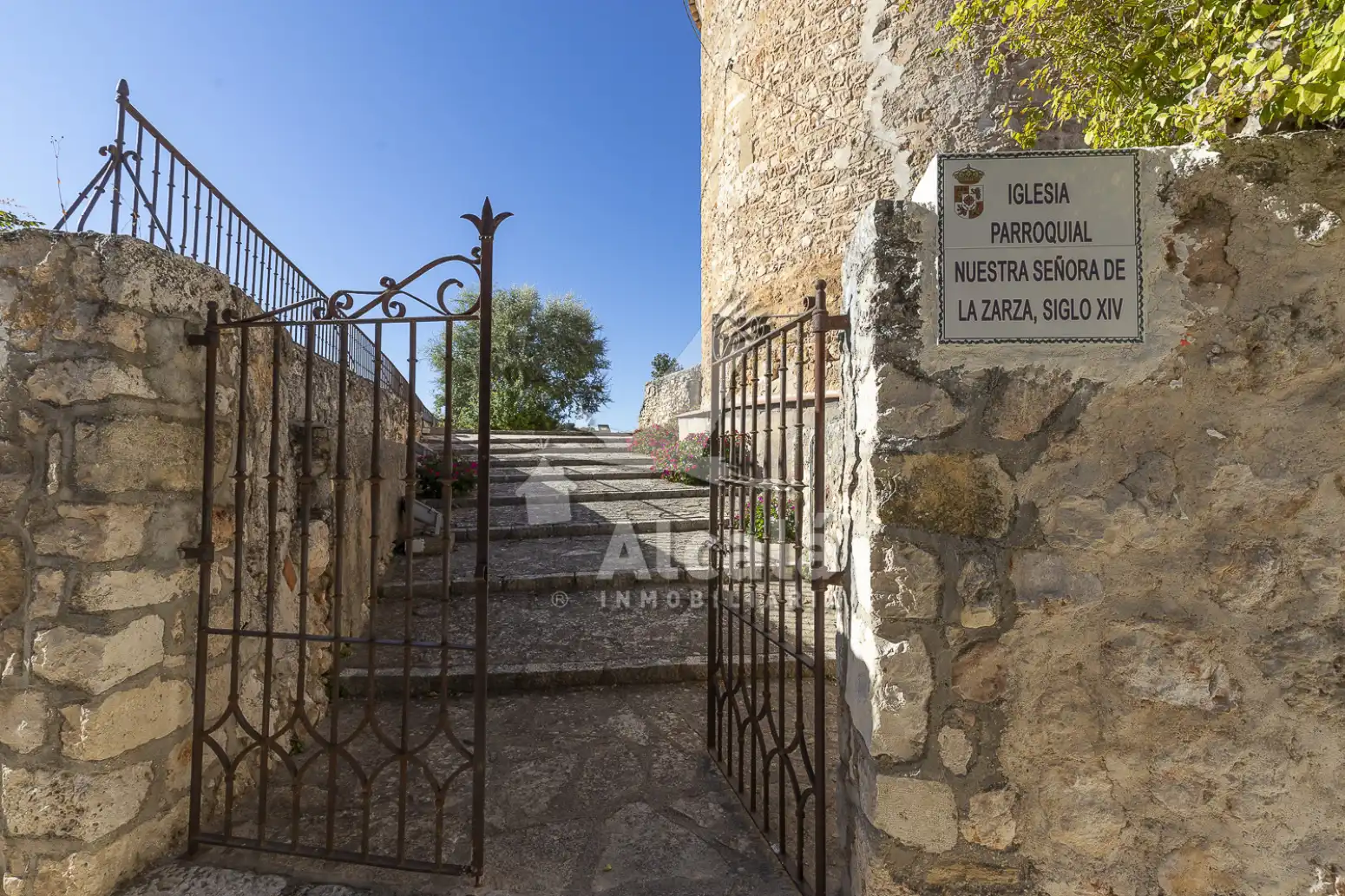Residencial en venta en Hueva