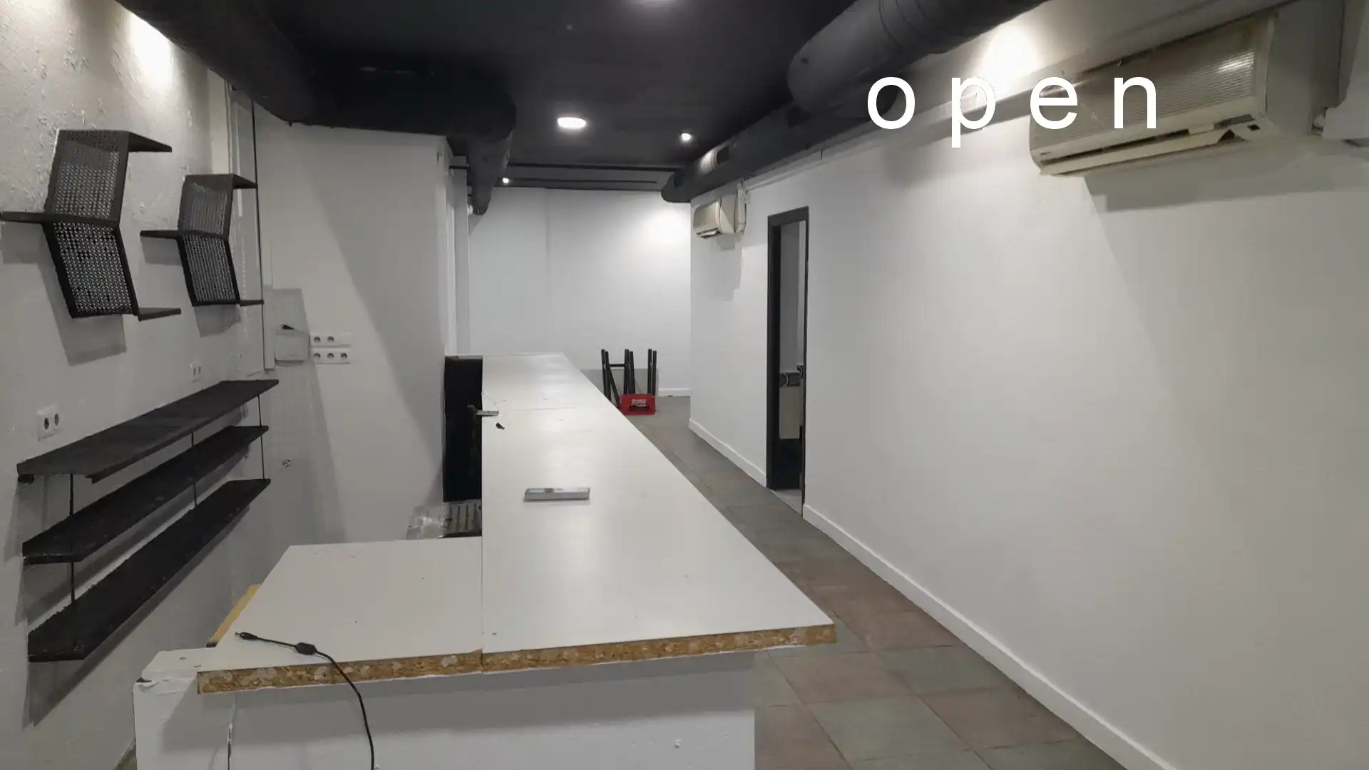 Local comercial en venta en Poniente-Sur, imagen 2