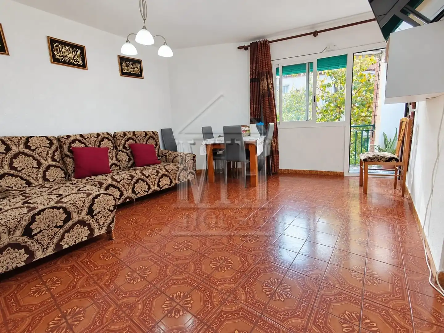 Flat with balcony for sale in Carrer de Miquel del Prat 14