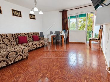 Piso con balcón en venta en Carrer de Miquel del Prat 14