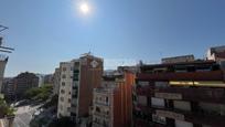 Vista exterior de Àtic en venda en  Barcelona Capital amb Terrassa i Alarma