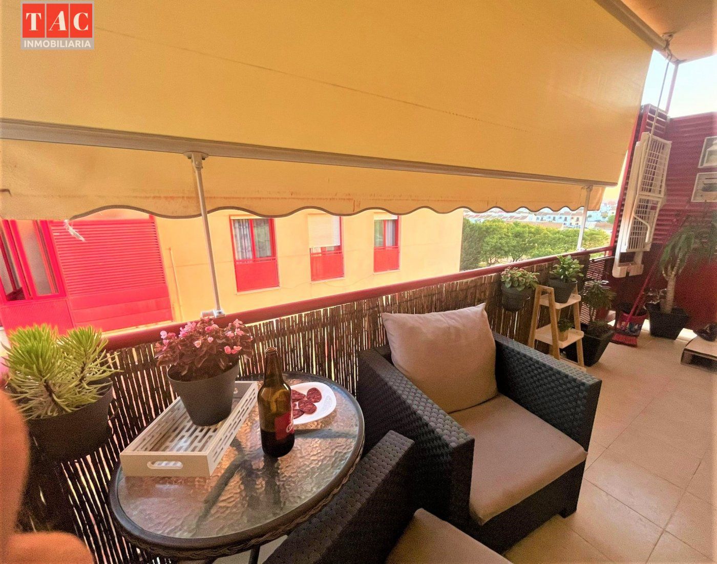 Balcony of Flat for sale in Lepe  with Air Conditioner, Terrace and Storage room