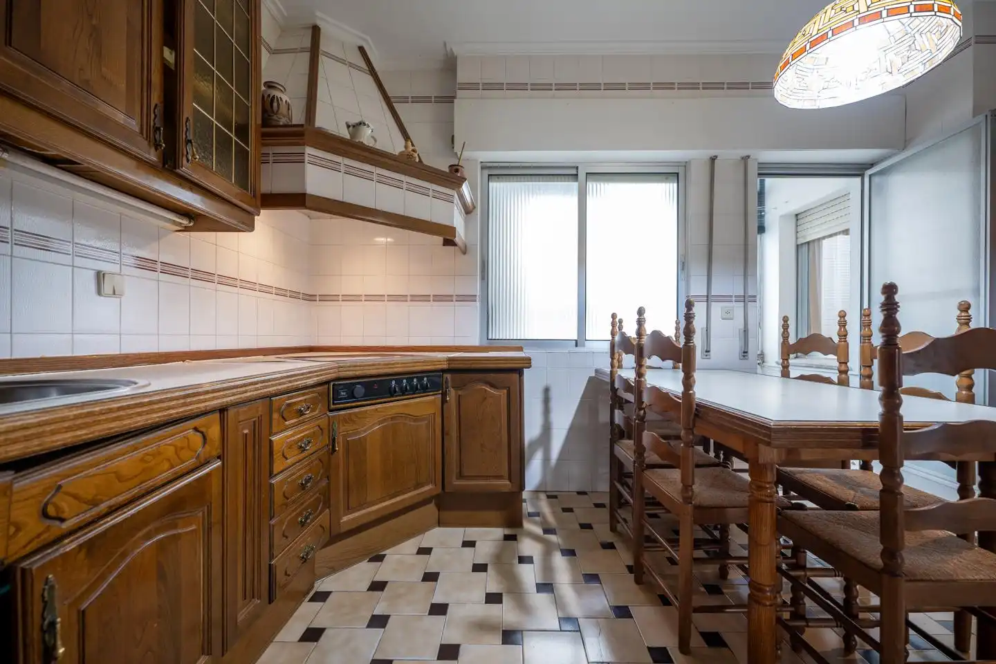 Cuina de Pis en venda en Ávila amb Terrassa i Moblat