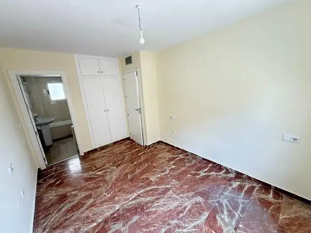Schlafzimmer von Wohnung zur Miete in Murcia mit Klimaanlage und Abstellraum