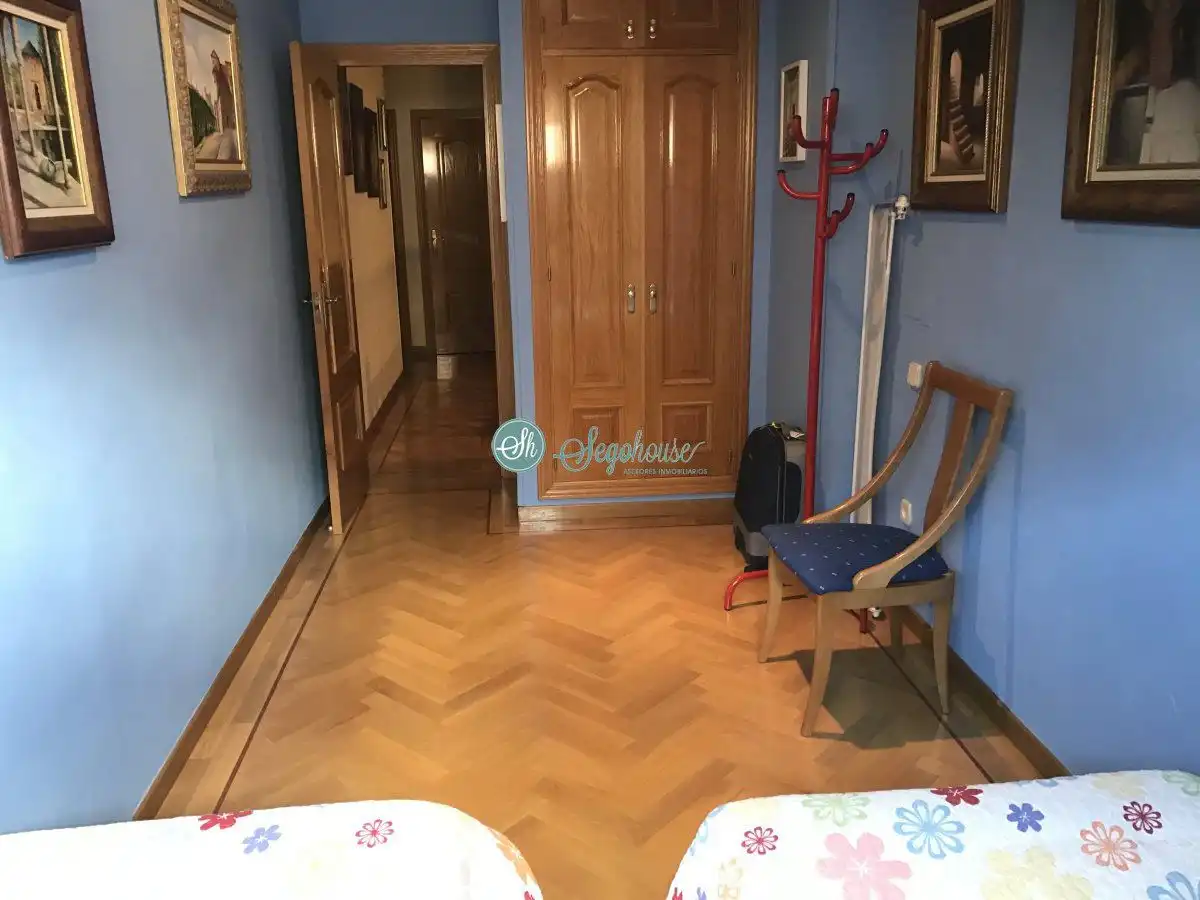 Pis en venda en Segovia amb Calefacció, Parquet i Terrassa