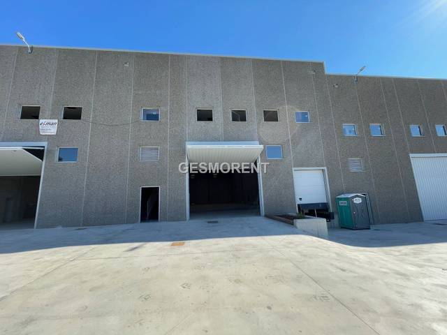 Nave industrial en Alquiler en Can Vinyals