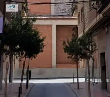 Local comercial en venta en Calle LOPEZ LACAL IGN