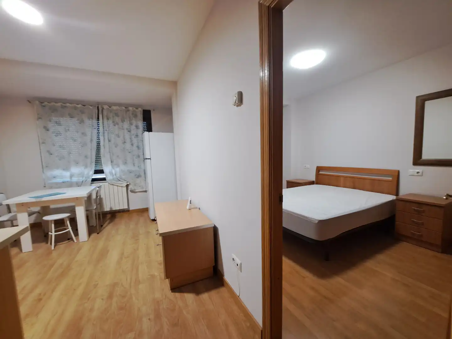Bedroom of Apartments for rent in León Capital   with Heating, Parquet flooring and Furnished