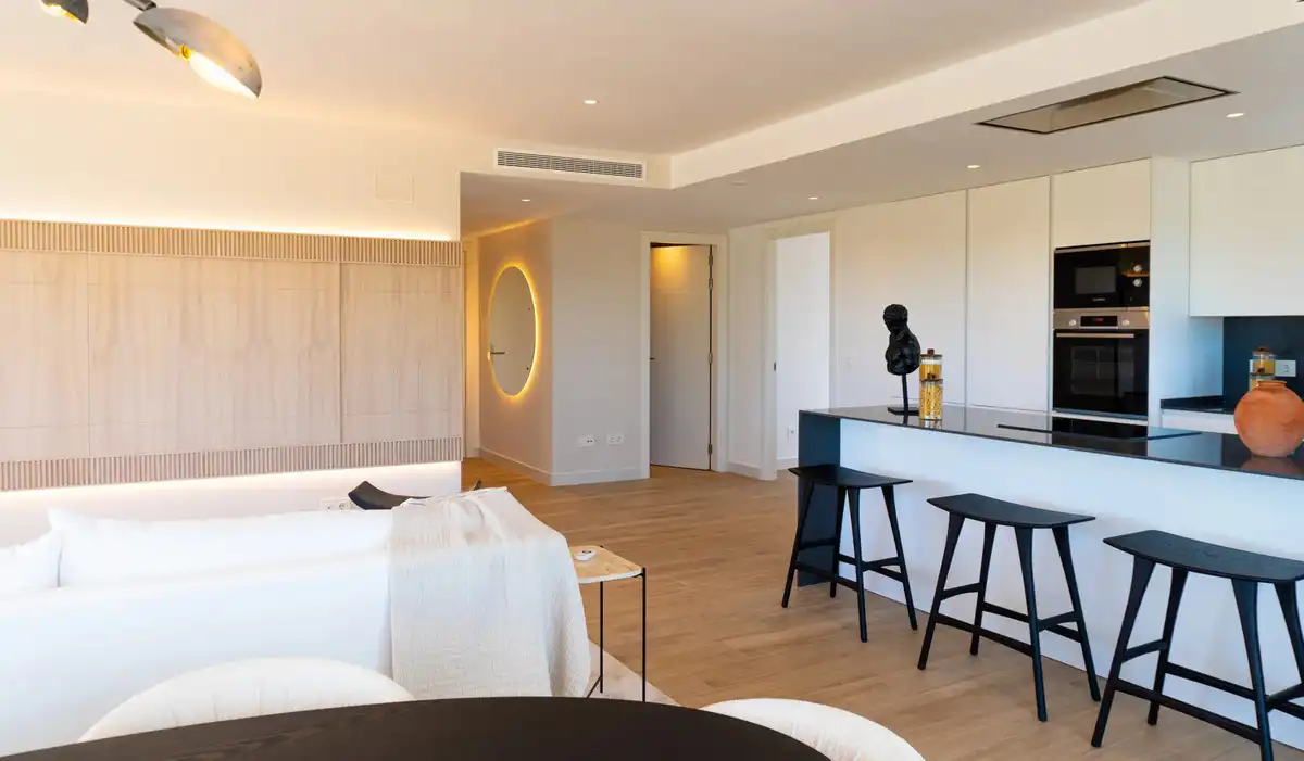Dormitori de Apartament en venda en Casares amb Aire condicionat, Jardí privat i Terrassa