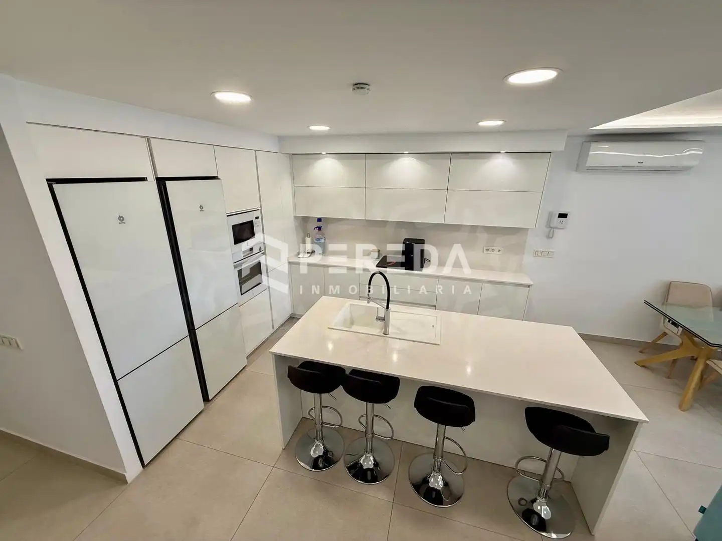 Kitchen of Houses for sale in Roquetas de Mar  with Air Conditioner, Private garden and Terrace