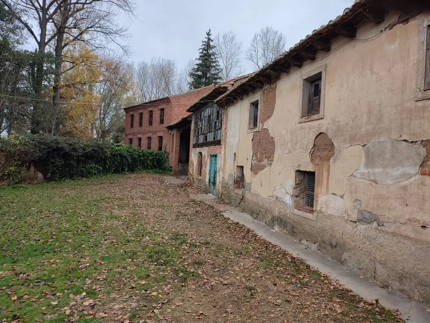 Vista exterior de Casa o chalet en venta en León Capital 