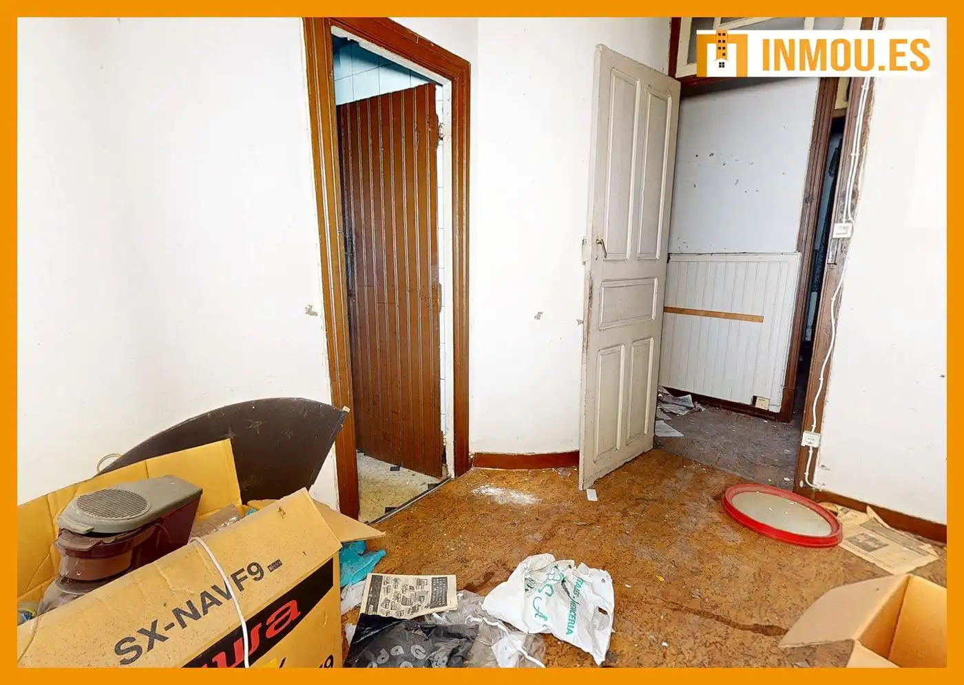 Einfamilien-Reihenhaus zum Verkauf in Celanova mit Klimaanlage, Terrasse und Balkon