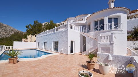 Altea Hills – Villa de 4 dormitorios con impresionantes vistas al mar.