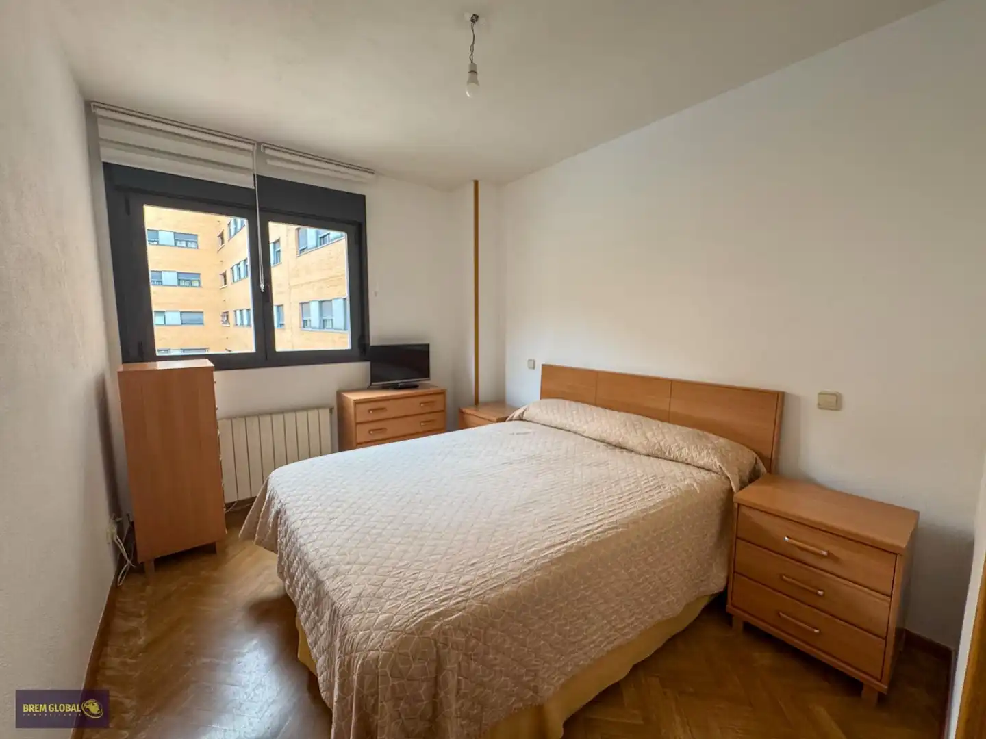 Habitación de Piso en venta en Madrid con Aire acondicionado, Calefacción y Jardín privado