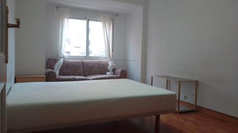 Photo 3 of Flat for sale in Calle de Antonio Sangenis, 75, Barrio de Delicias,  Zaragoza Capital