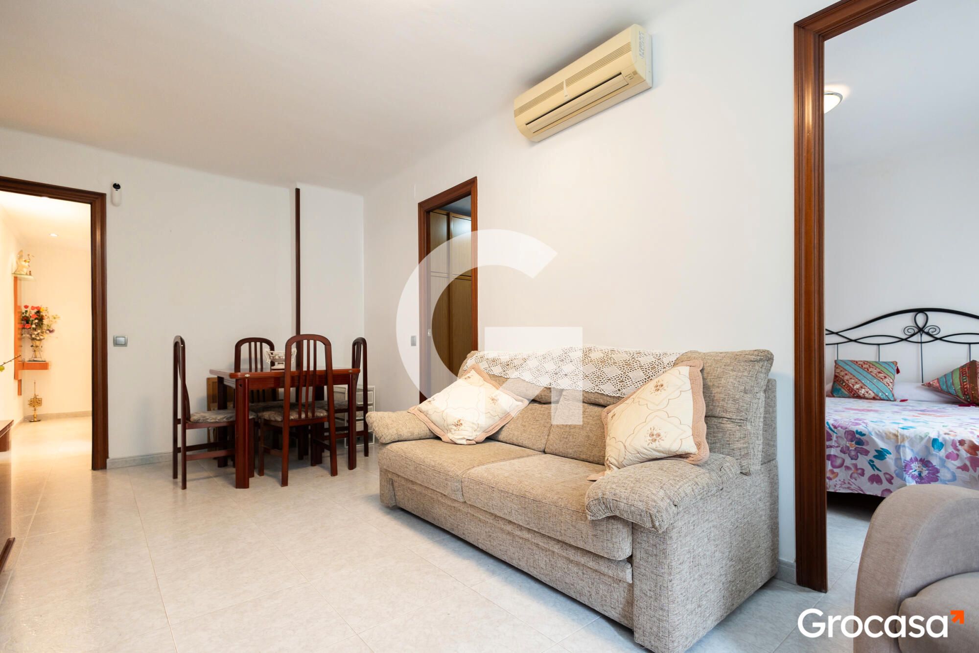 Living room of Flat for sale in L'Hospitalet de Llobregat  with Air Conditioner and Balcony