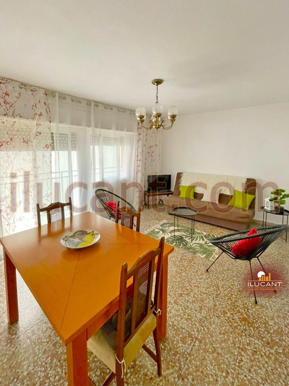 Sala de estar de Piso en venta en Alicante / Alacant con Balcón