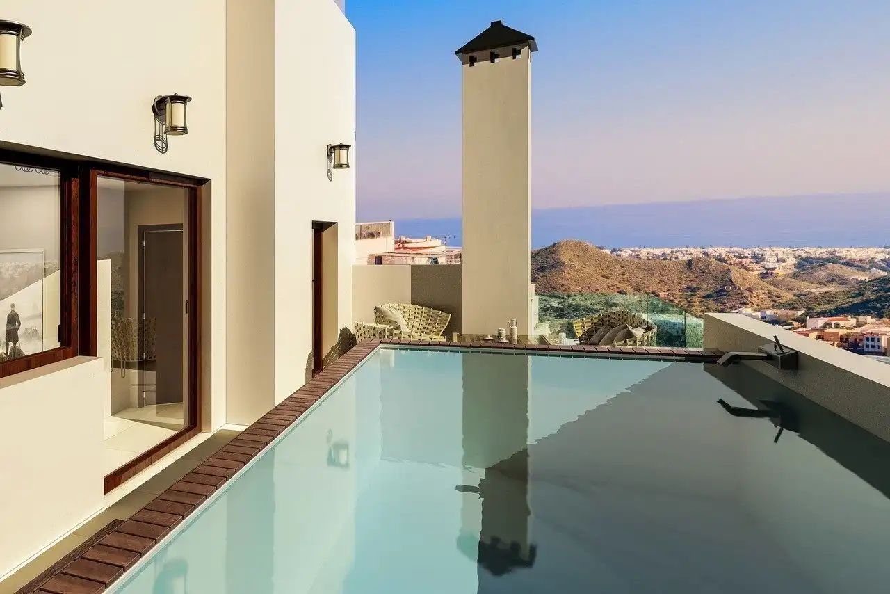 Piscina de Terreno en venta en Mojácar