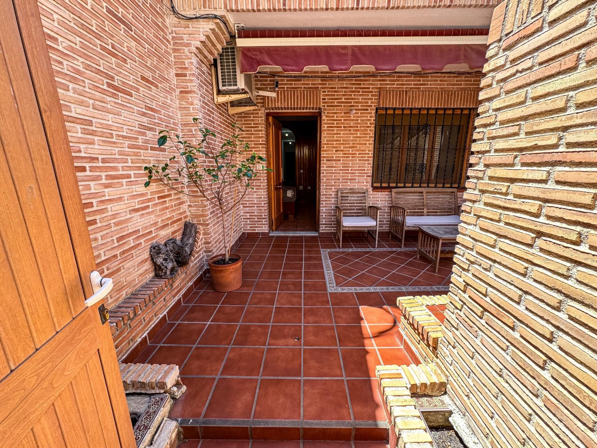 Terraza de Planta baja de alquiler en Torrevieja con Aire acondicionado, Calefacción y Jardín privado