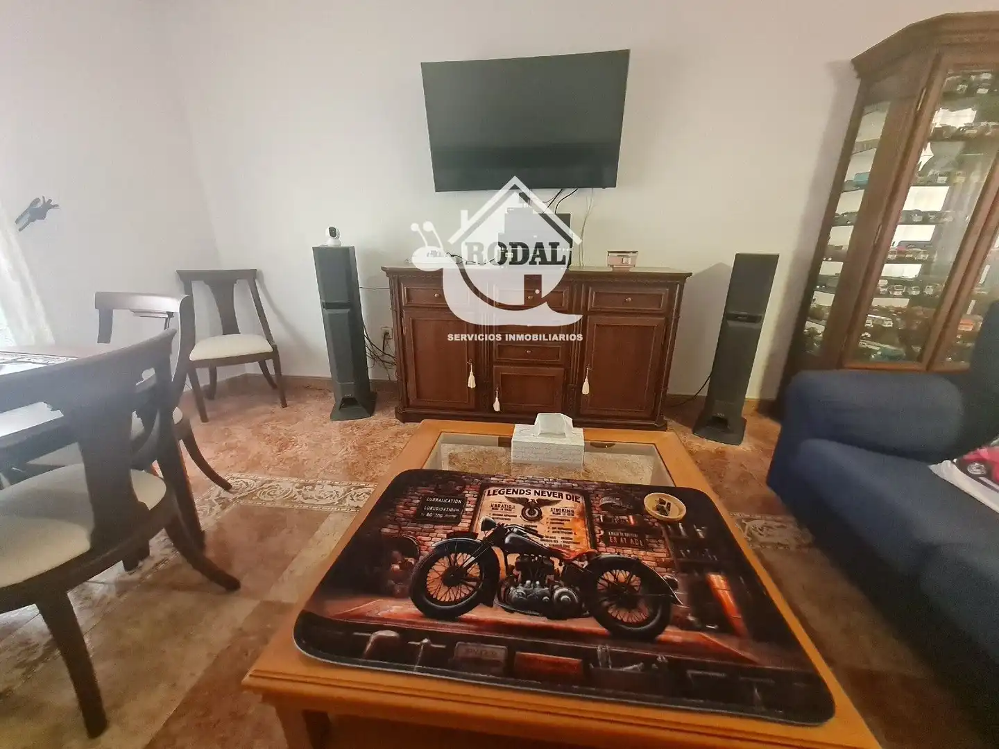 Wohnzimmer von Einfamilien-Reihenhaus zum Verkauf in Huércal de Almería mit Klimaanlage, Heizung und Terrasse