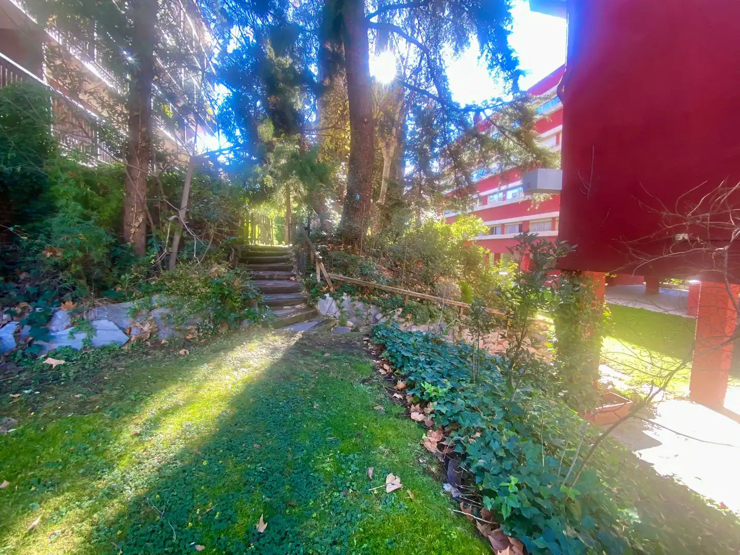 Jardí de Pis en venda en Madrid amb Aire condicionat, Calefacció i Jardí privat